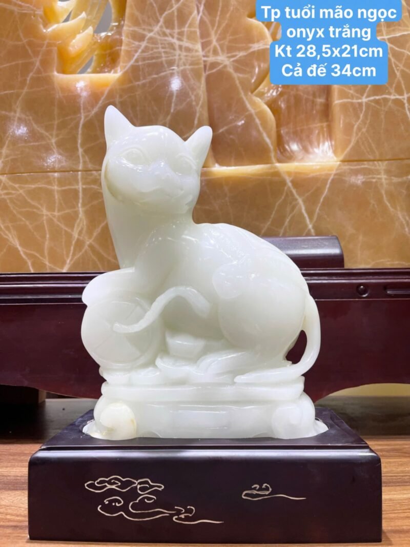 Tác phẩm Tuổi Mão bằng ngọc Onyx trắng kích thước 28,5x21cm - Ảnh 2