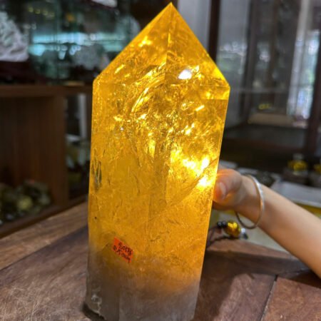 Trụ Tinh Thể Thạch Anh Vàng Tự Nhiên 4,05kg – Kích Thước 26x11,5cm