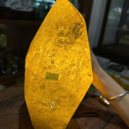 Trụ Tinh Thể Thạch Anh Vàng Tự Nhiên 7,9kg – Kích Thước 27x17x13cm