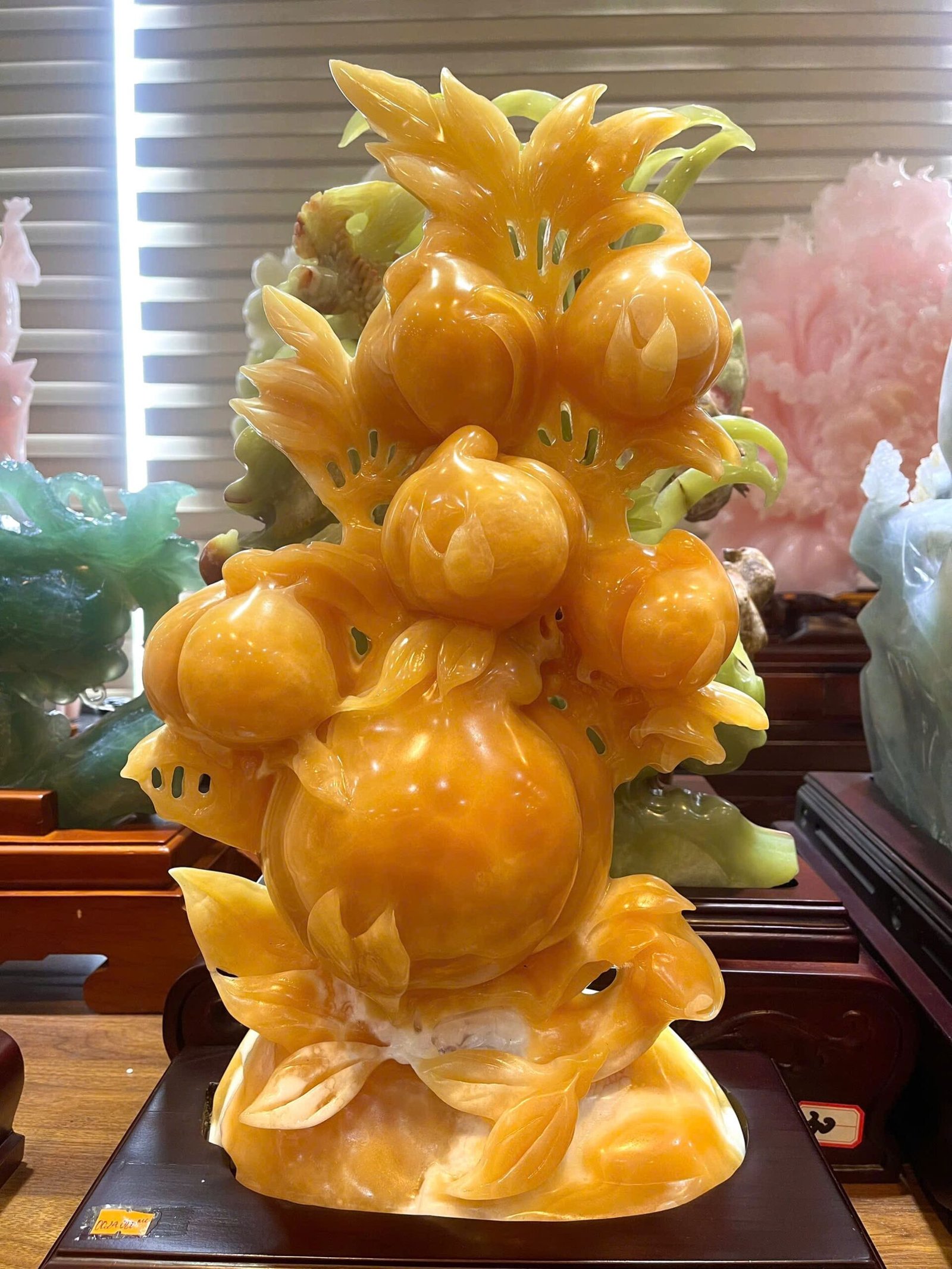 Tác phẩm Đào Tiên Ngọc Hoàng Long – Biểu tượng Trường Thọ & Phúc Lộc